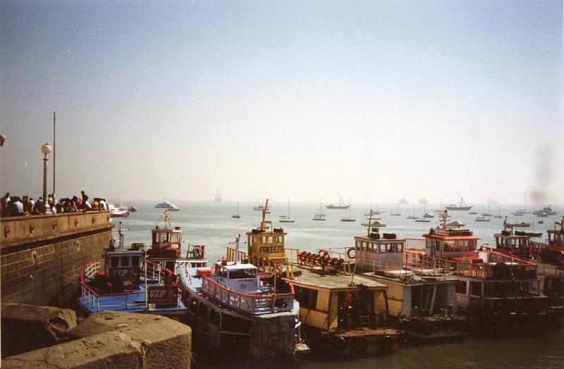 04-mumbai harbour.jpg